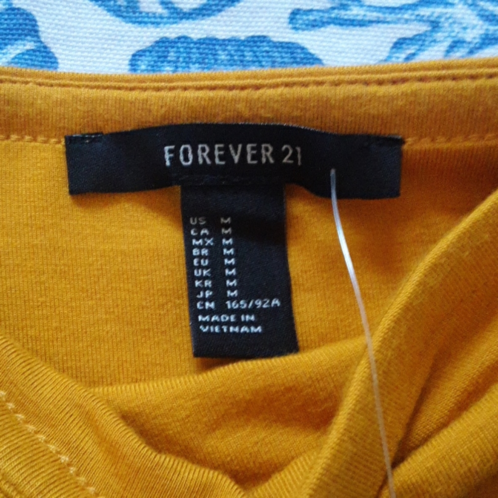 3/$15 🌺 YELLOW FOREVER 21 DRESS NWT - Picture 3 of 4